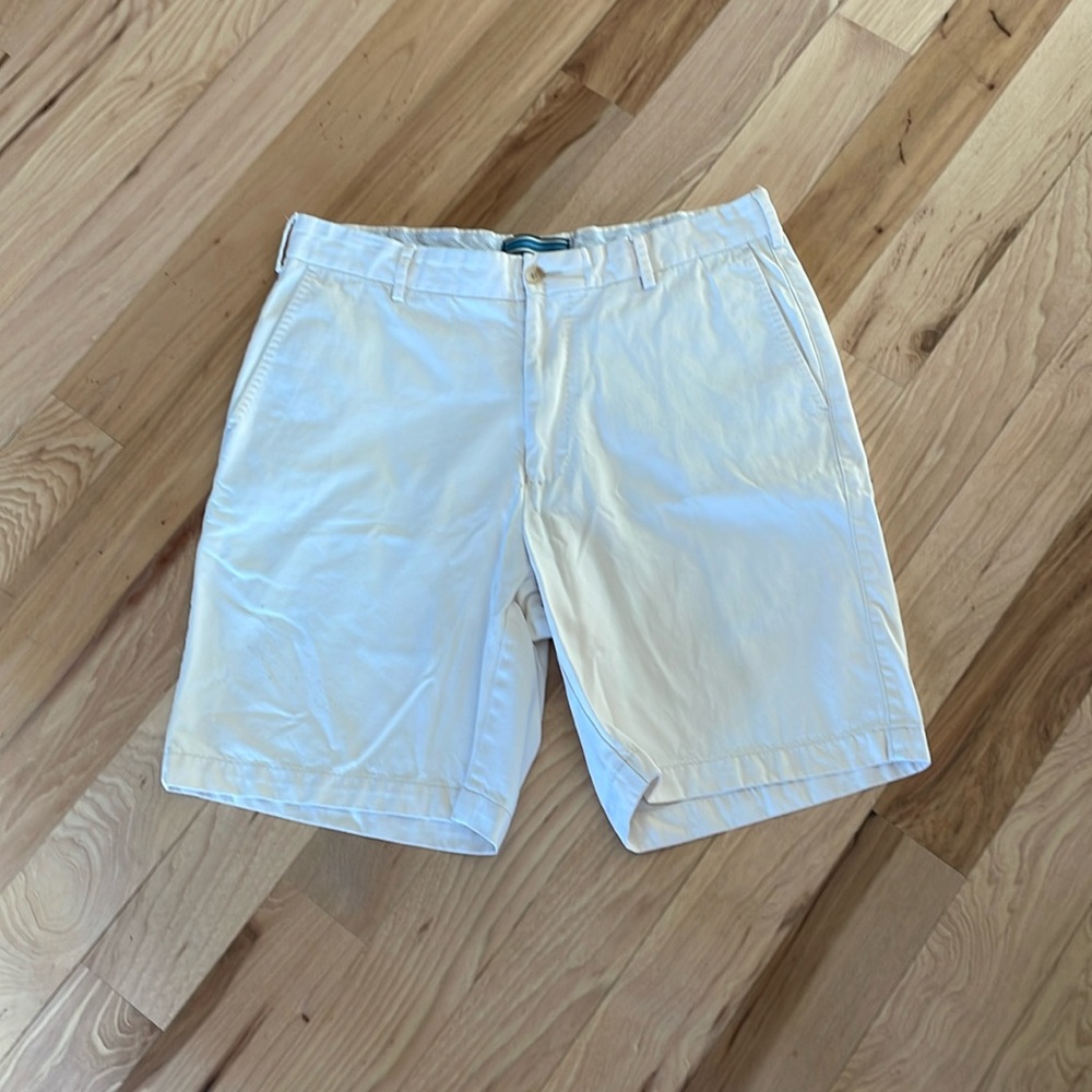 Peter Millar chino short - size 35